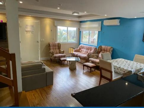 Casa de Condomínio 3 dormitórios no bairro Mário Quintana