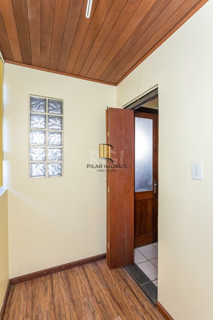 Casa Condominio para Venda - 193.19m², 3 dormitórios, sendo 1 suites, 2 vagas - Cristal