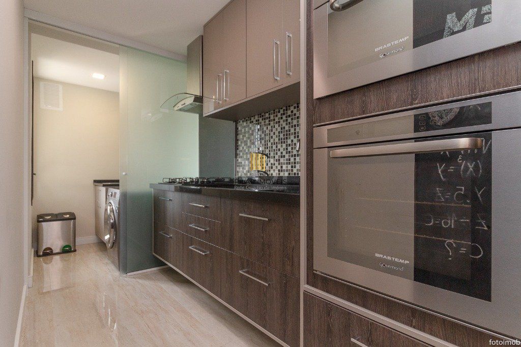 Apartamento para Venda - 66m², 2 dormitórios, sendo 1 suites, 2 vagas - Jardim Botânico