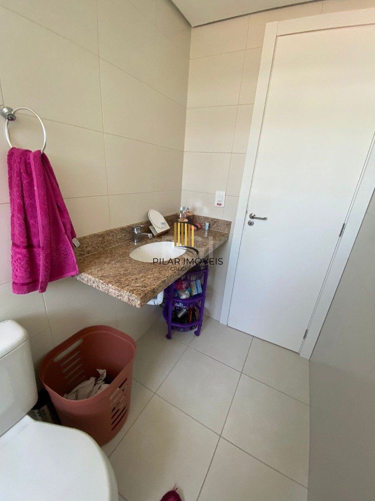 Apartamento para Venda de 2 dormitórios, 1 vaga - Petrópolis