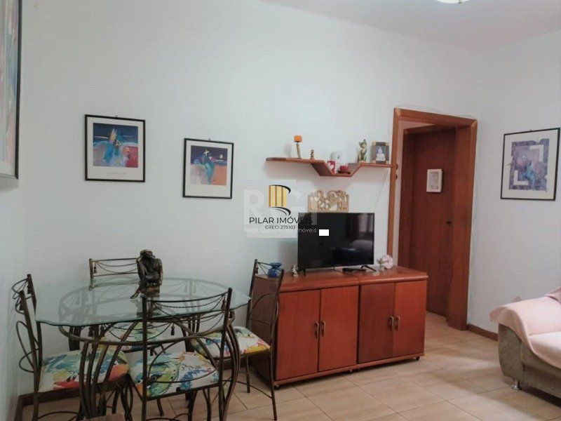 Apartamento para Venda  3 dormitórios, Menino Deus térreo com pátio