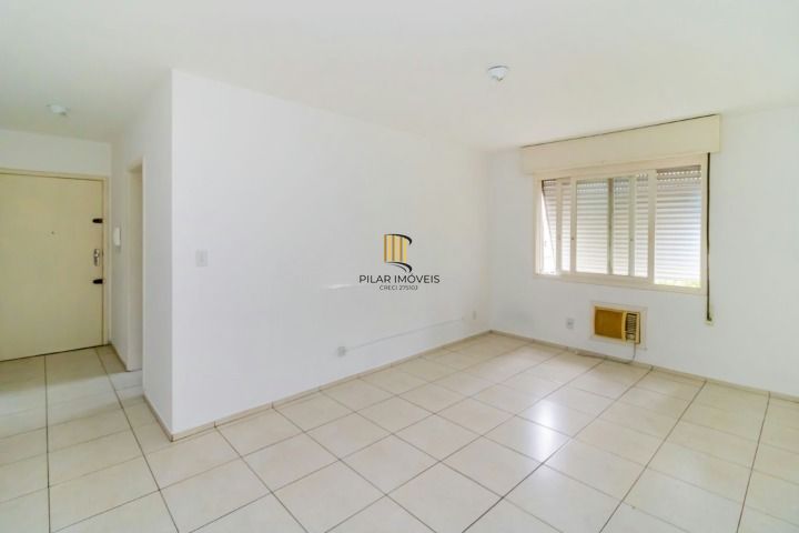 Apto de 2 dormitórios com garagem, arejado e ensolarado, próximo ao Bourbon Ipiranga