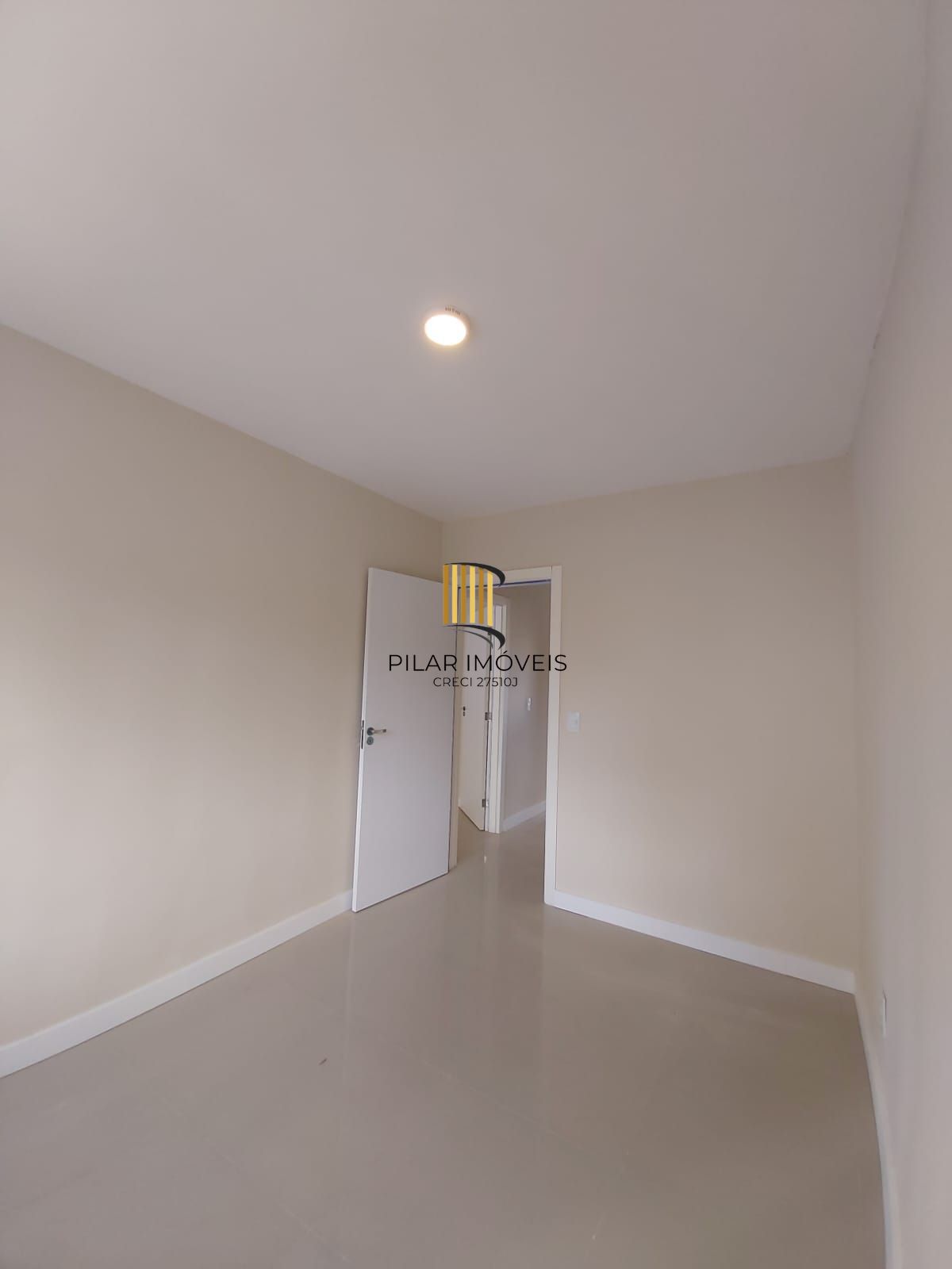 Apartamento no Higienópolis de 2 dormitórios reformado DESOCUPADO