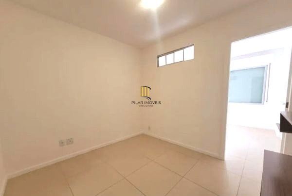 Apartamento no Centro de 1 dormitório desocupado