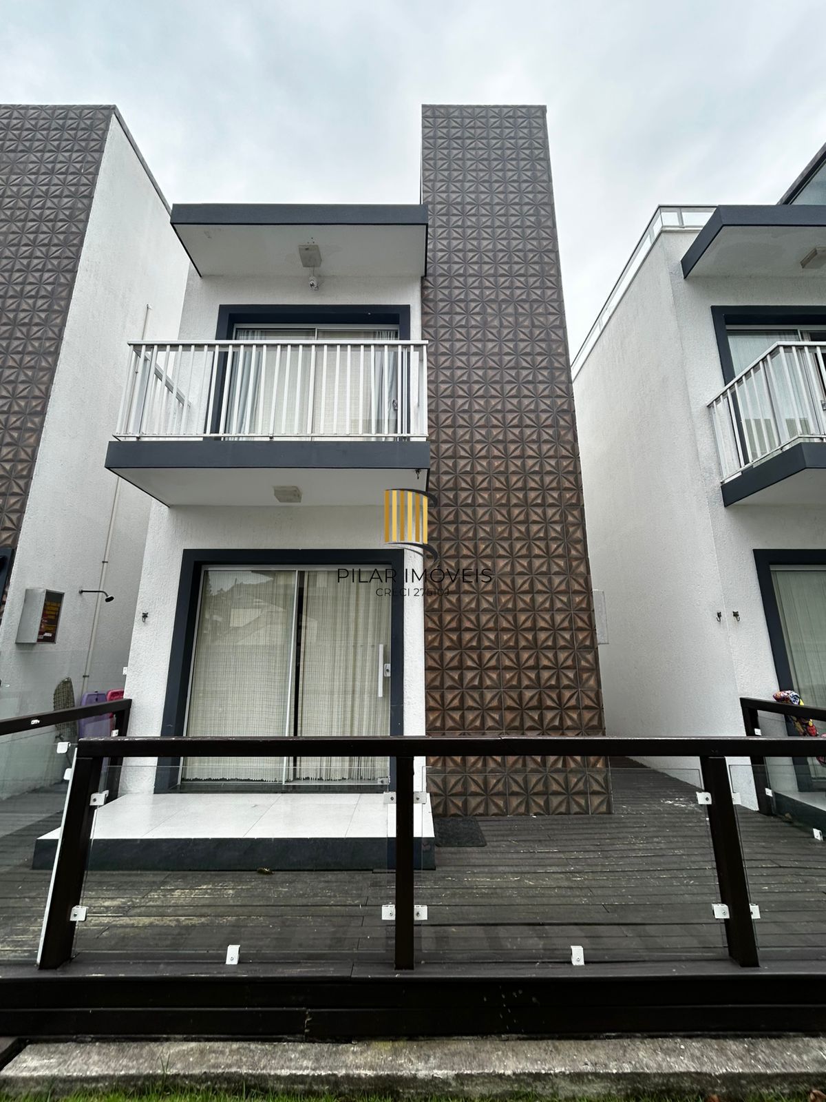 Sobrado 3 dormitórios no bairro Ferraz