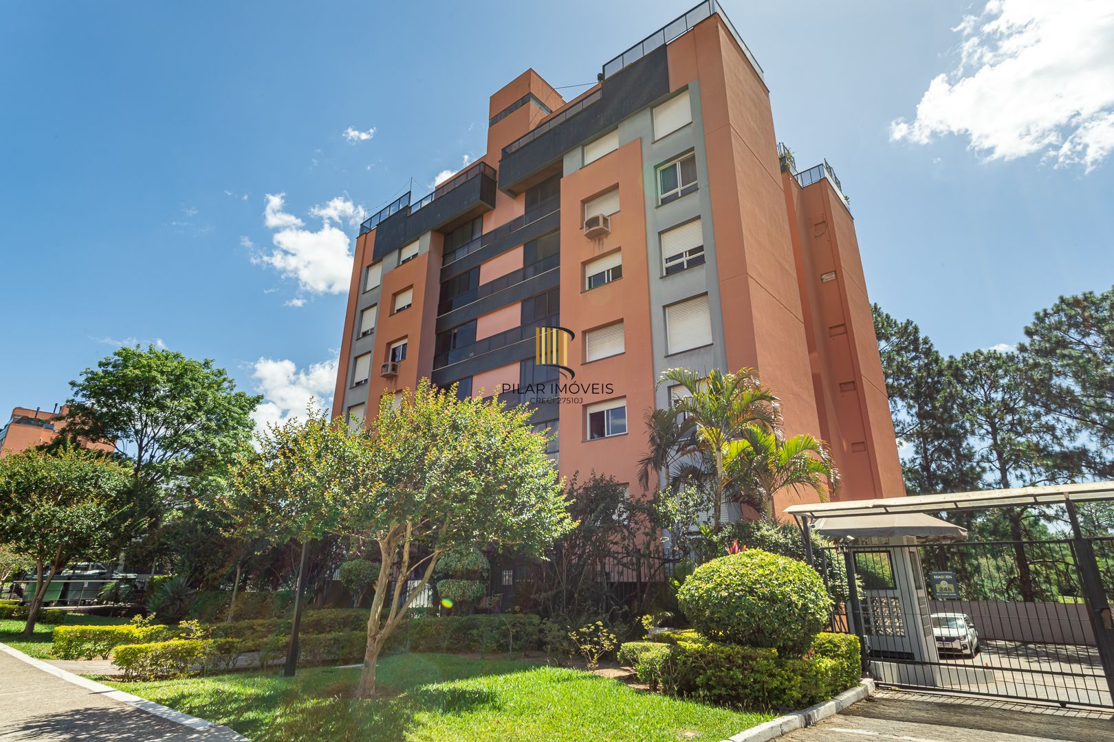 Apartamento de 2 dormitórios DESOCUPADO em frente do Iguatemi