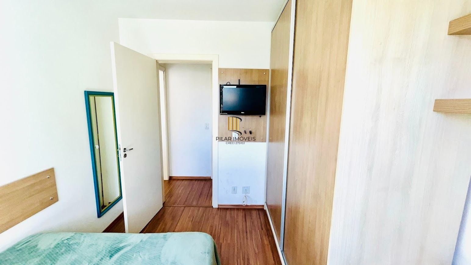 Apartamento no Condomínio Park Plaza de 2 dormitórios e vaga