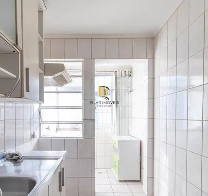 Apartamento de 2 dormitórios no bairro Cristal