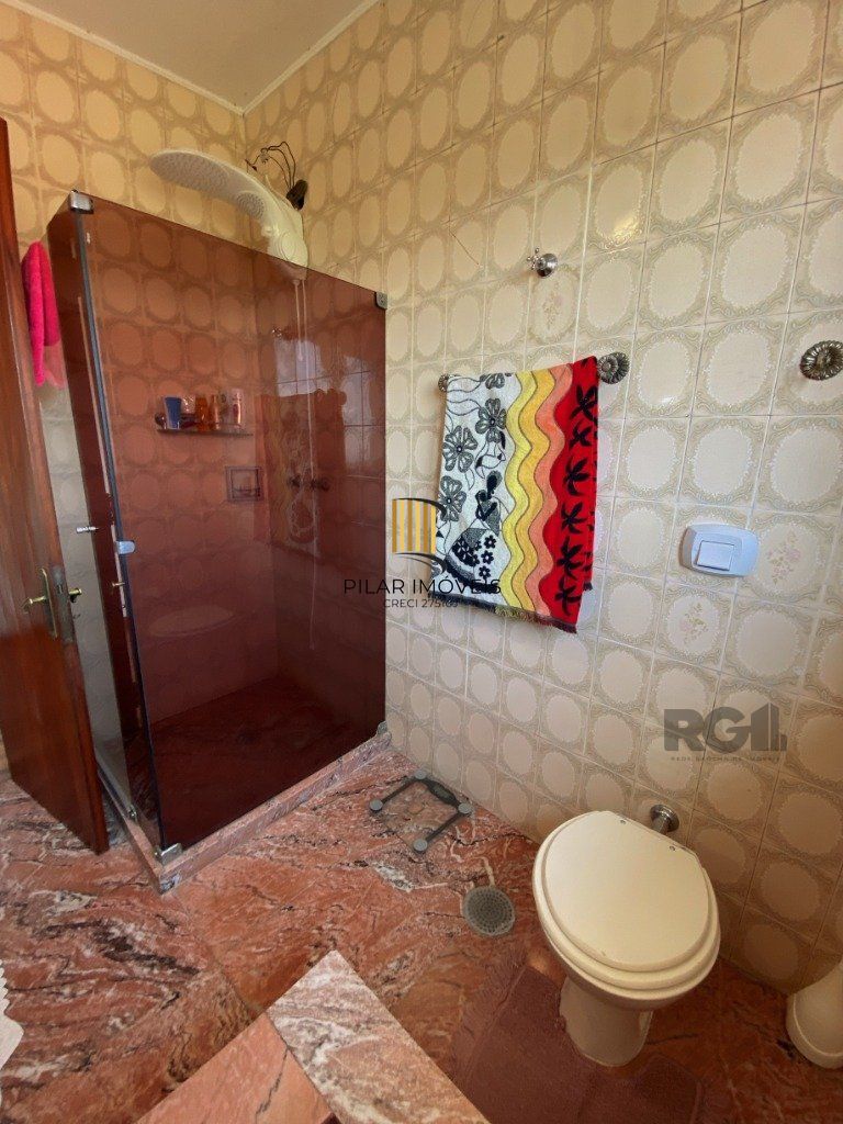 Casa no Teresópolis de 4 dormitórios e 4 vagas