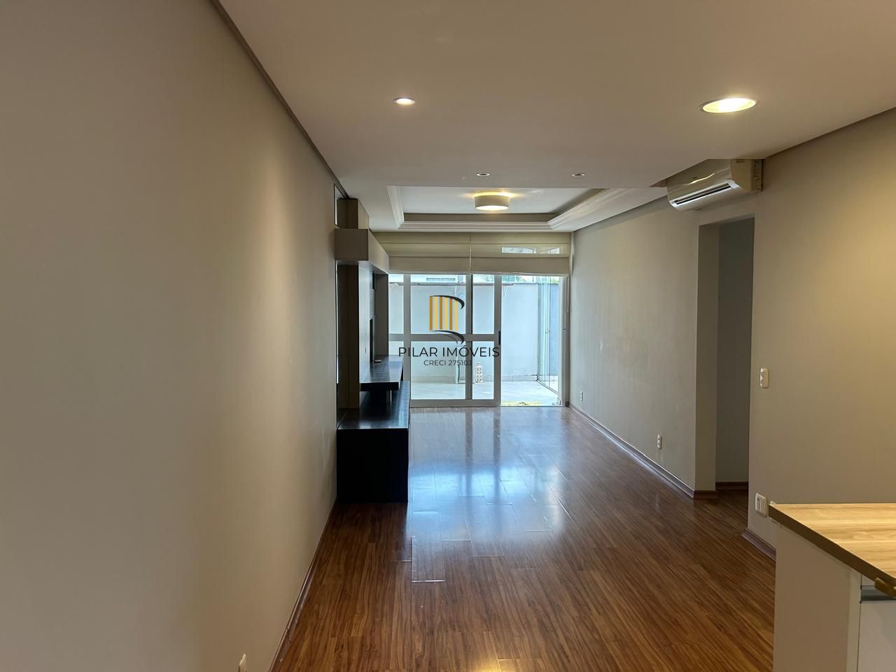 Apartamento no Cristo Redentor de 2 dormitórios e 2 vagas