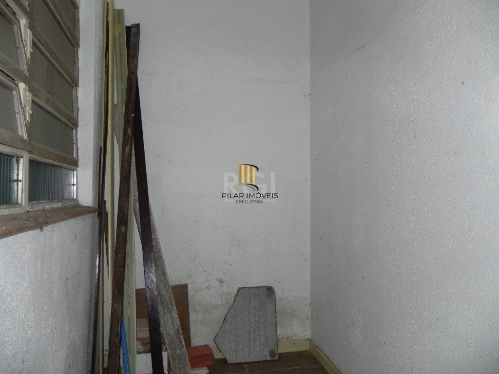 Casa para Venda - 110m², 4 dormitórios, sendo 1 suites, 4 vagas - Jardim Itu