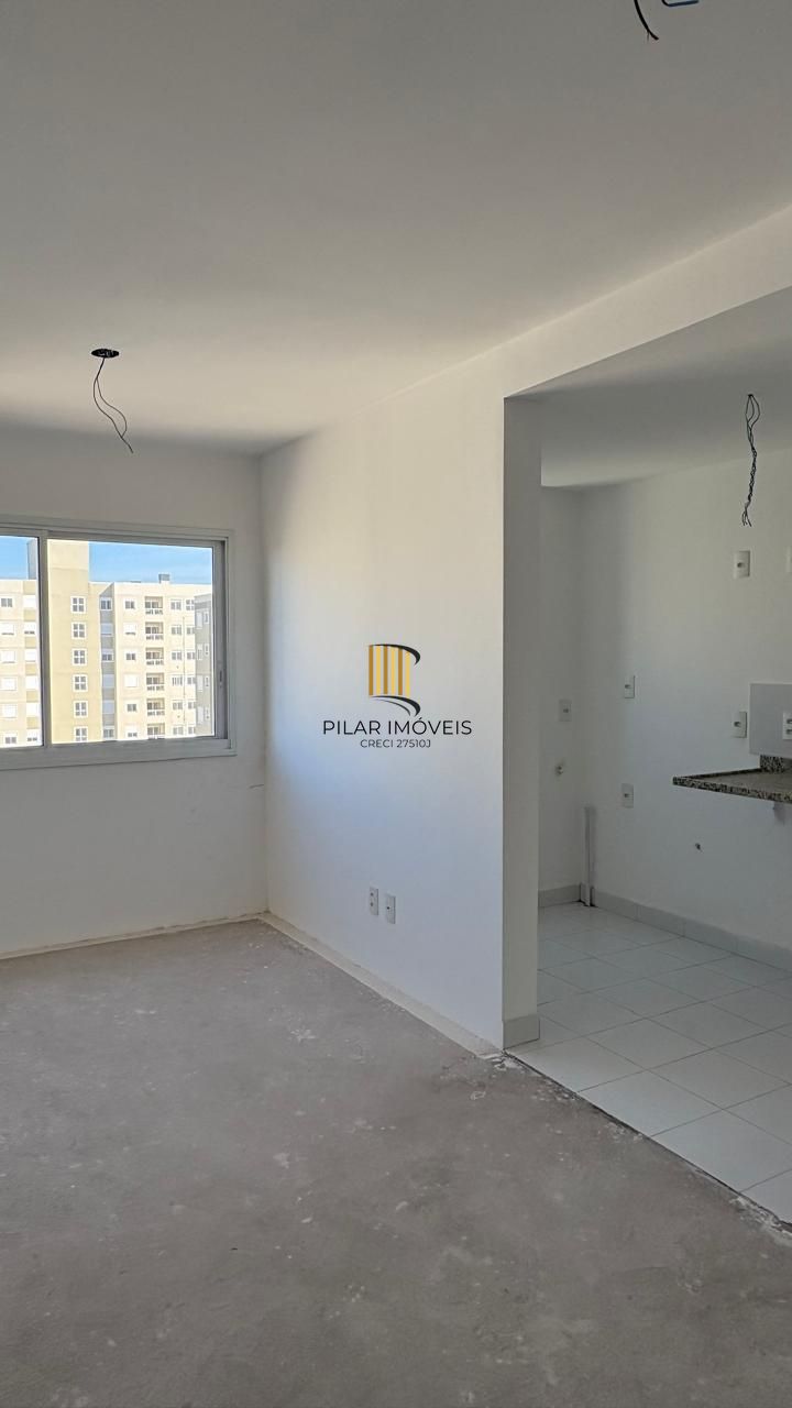 Apartamento de 2 dormitórios e vaga no Humaitá