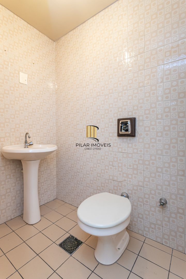 Sala Comercial com terraço