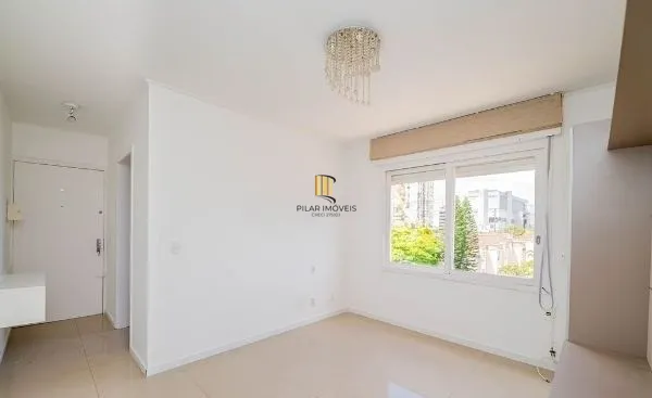 Apartamento no Passo D'areia de 1 dormitório e 2 vagas DESOCUPADO