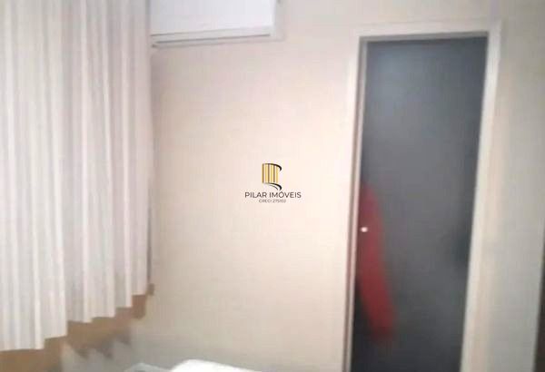 Apartamento MOBILIADO de 1 dormitório no bairro Vila Ipiranga Desocupado