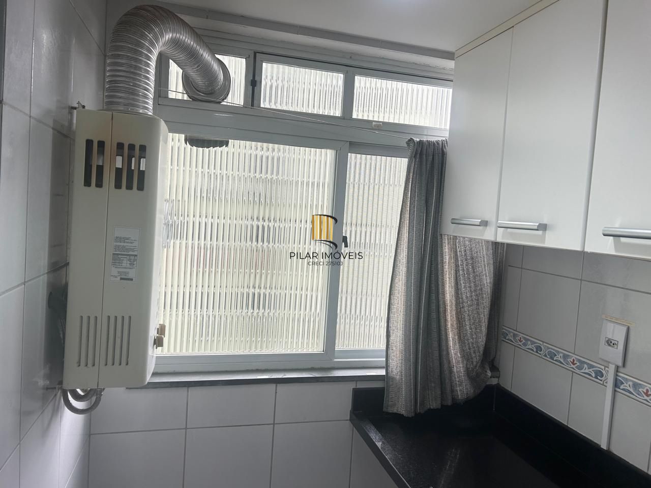 Apartamento no Cristal de 2 dormitórios vaga e infra