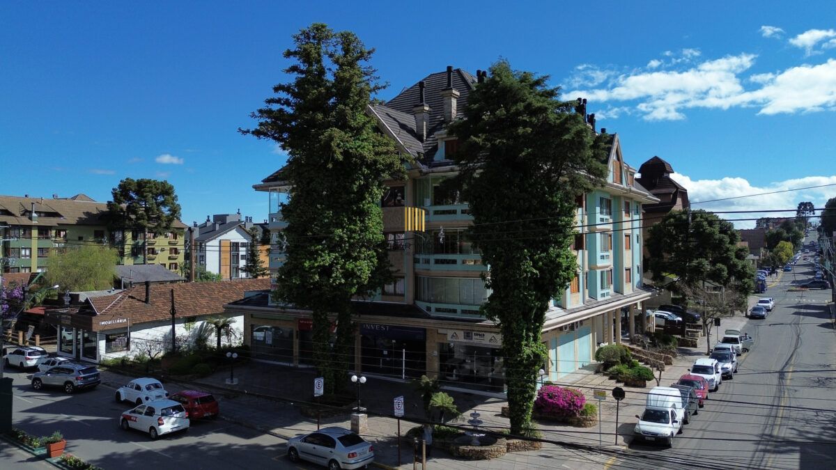 Apartamento no Centro de Gramado de 2 dormitórios e vaga