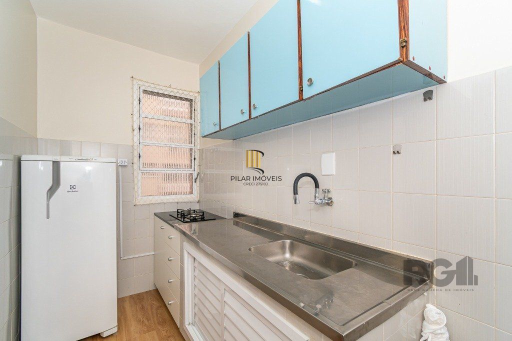 Apartamento JK no Centro Desocupado MOBILIADO