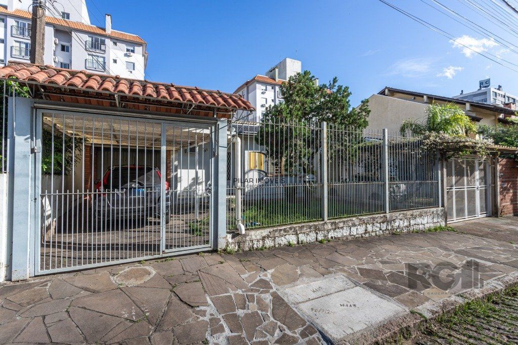 Casa 2 Dormitório(s) Bairro Jardim do Salso