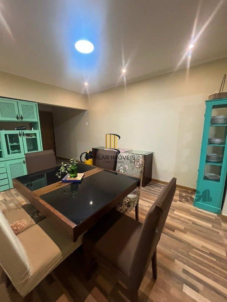 Casa 2 dormitórios no bairro Rubem Berta