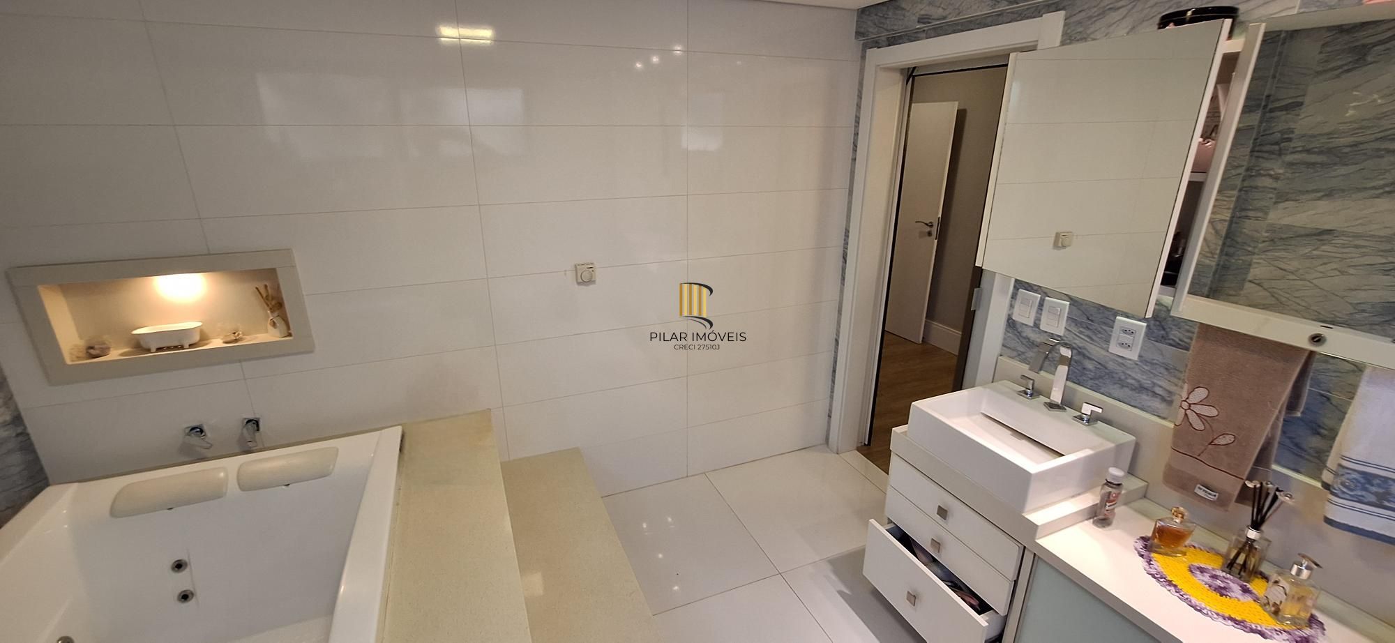 Exclusividade e Sofisticação: 3 Dormitórios em Endereço Nobre no Bairro Auxiliadora