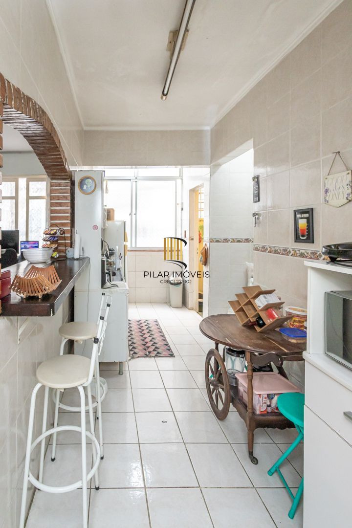 Apartamento no bairro Petrópolis de 2 dormitórios