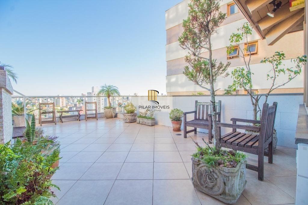 Apartamento duplex em Petropolis