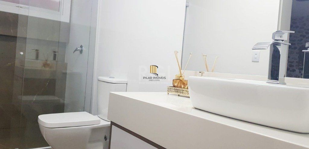Casa Condominio para Venda - 250m², 4 dormitórios, sendo 4 suites, 2 vagas - Atlântida