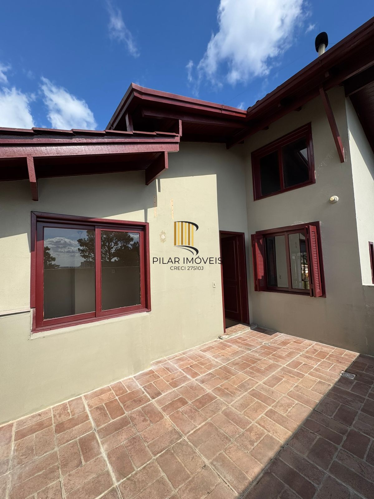 Casa 4 dorms à venda Avenida Manoel Elias, Porto Alegre.