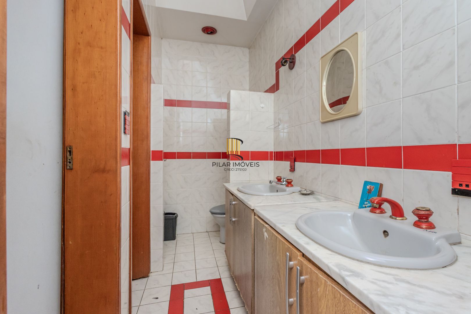 Casa sobrado no bairro Santana com 9 dormitórios DESOCUPADO