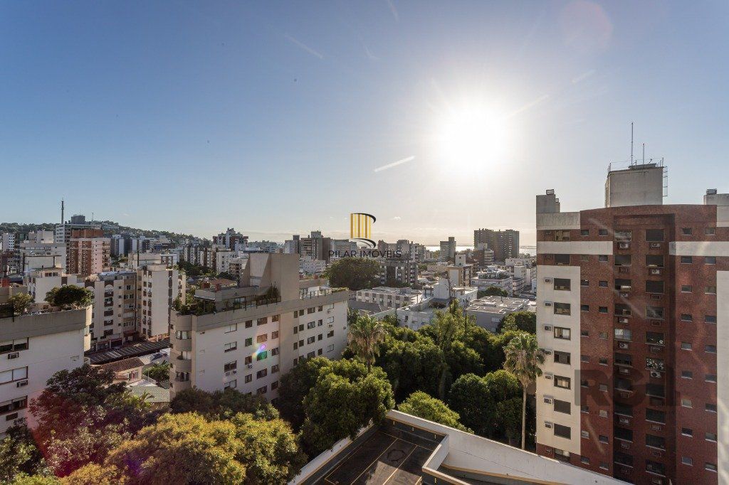 Apartamento 3 dormitórios no bairro Menino Deus