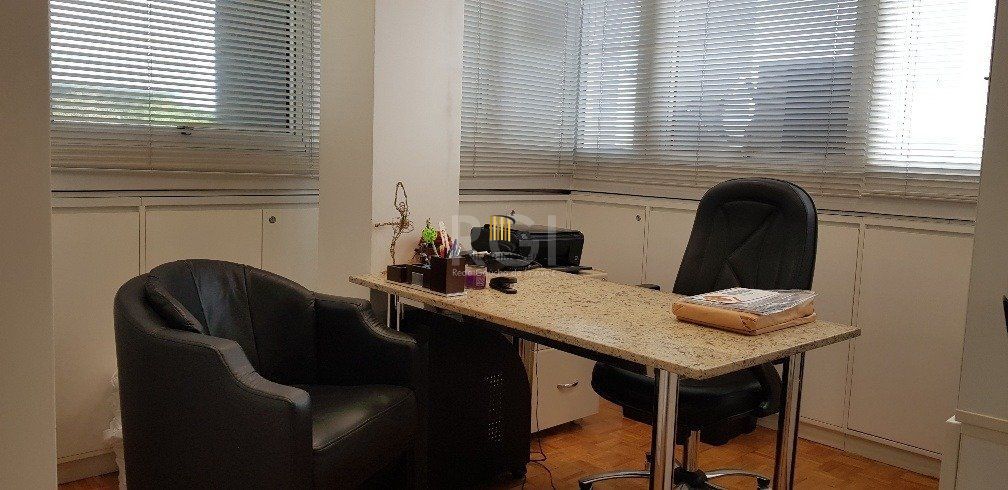 Conjunto / Sala com 2 vagas - bairro São João