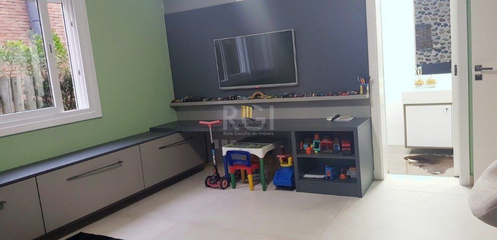 Casa Condominio para Venda - 250m², 4 dormitórios, sendo 4 suites, 2 vagas - Atlântida