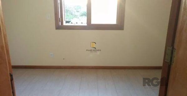 Casa de 2 dormitórios 2 vagas - Parque Santa Fé