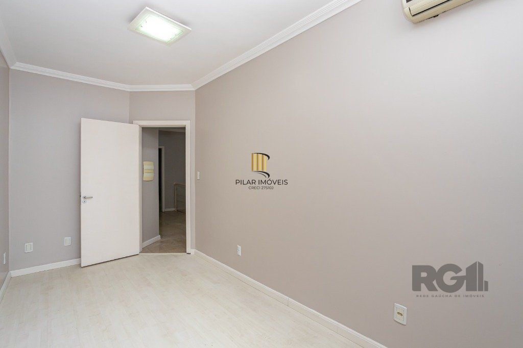 Casa sobrado no Sarandi Ecoville de 3 dormitórios e 3 vagas