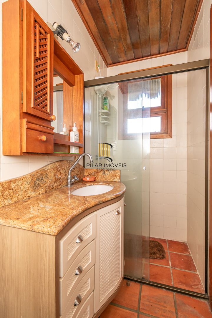 Cobertura 2 dormitórios, 1 vaga - Tristeza