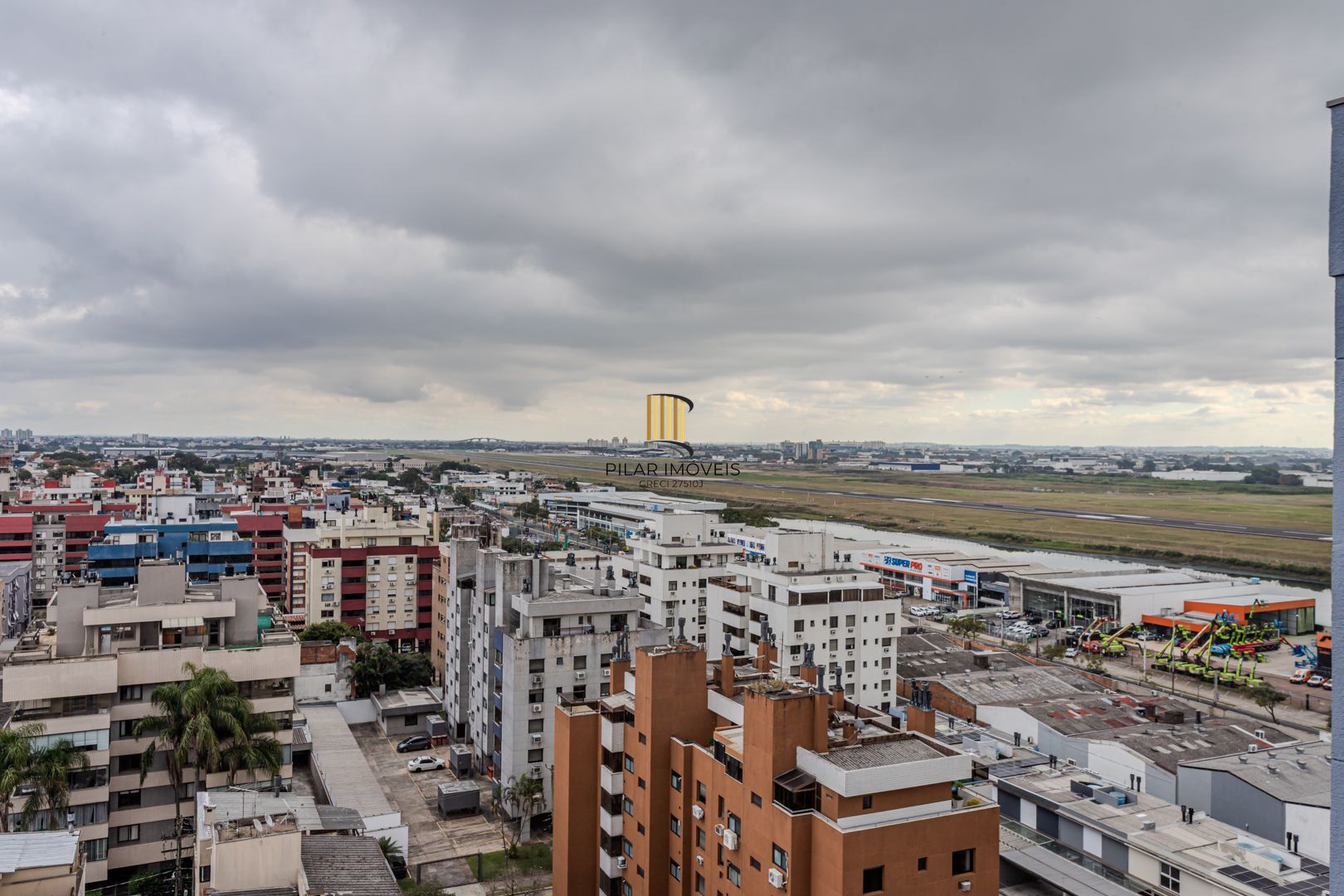 Apartamento no Jardim Lindóia de 2 dormitórios vaga e infra
