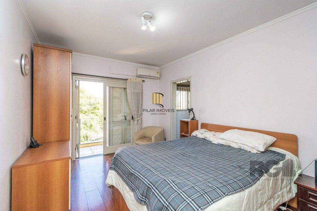 Casa sobrado no jardim Botânico com 5 dormitórios e 4 vagas