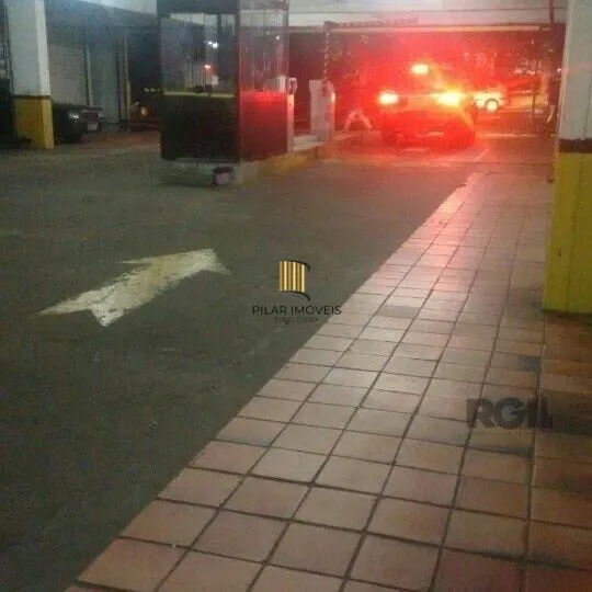 BOX , GARAGEM MONZA EM FRENTE AOHOSPITAL SANTA CASA