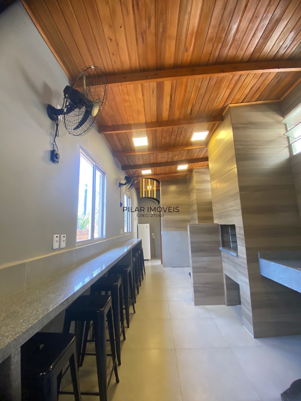 Apartamento de 2 dormitórios e vaga rotativa na Vila Nova