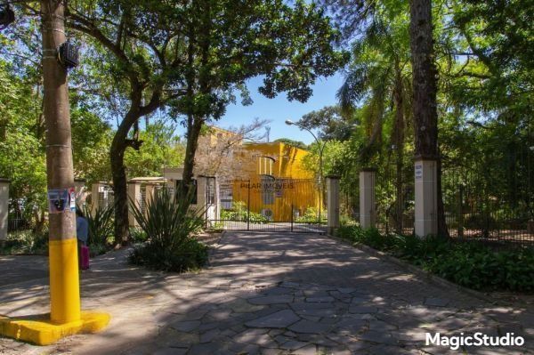 Apartamento 2 dorms, 1 vaga de garagem, à venda Rua Mura, Guarujá - Porto Alegre