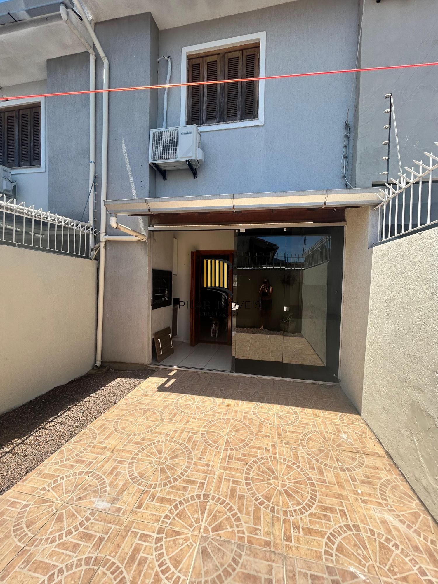 Casa sobrado no bairro São José em Canoas de 2 dormitórios