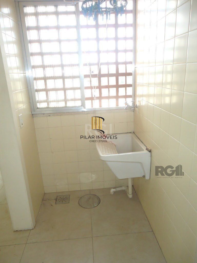 Apartamento de 2 dormitórios e vaga no Jardim do Salso