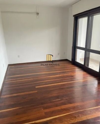 Prédio comercial no bairro Vila Jardim com 550m²
