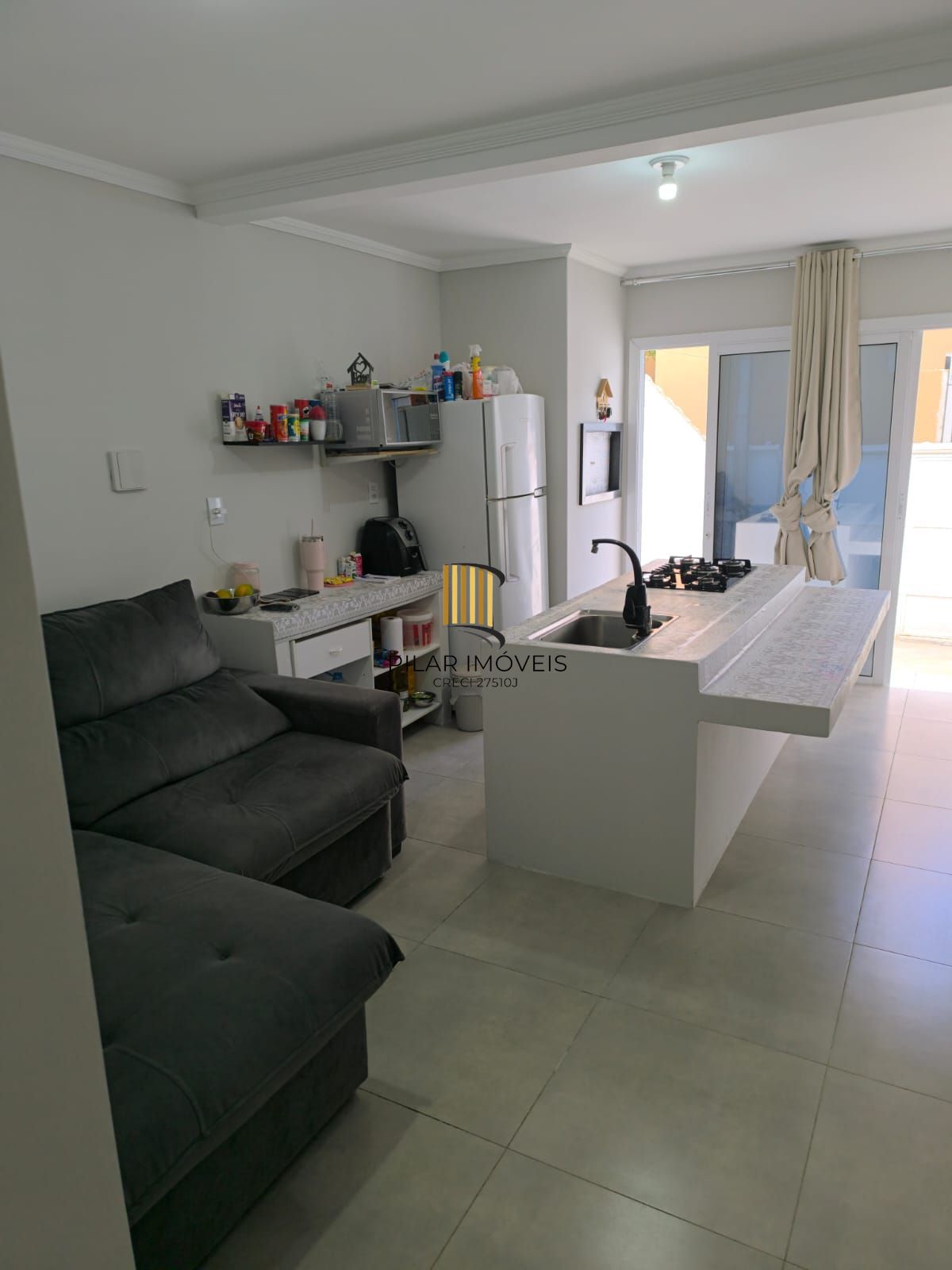 Casa 2 dormitórios no bairro Jardim Algarve