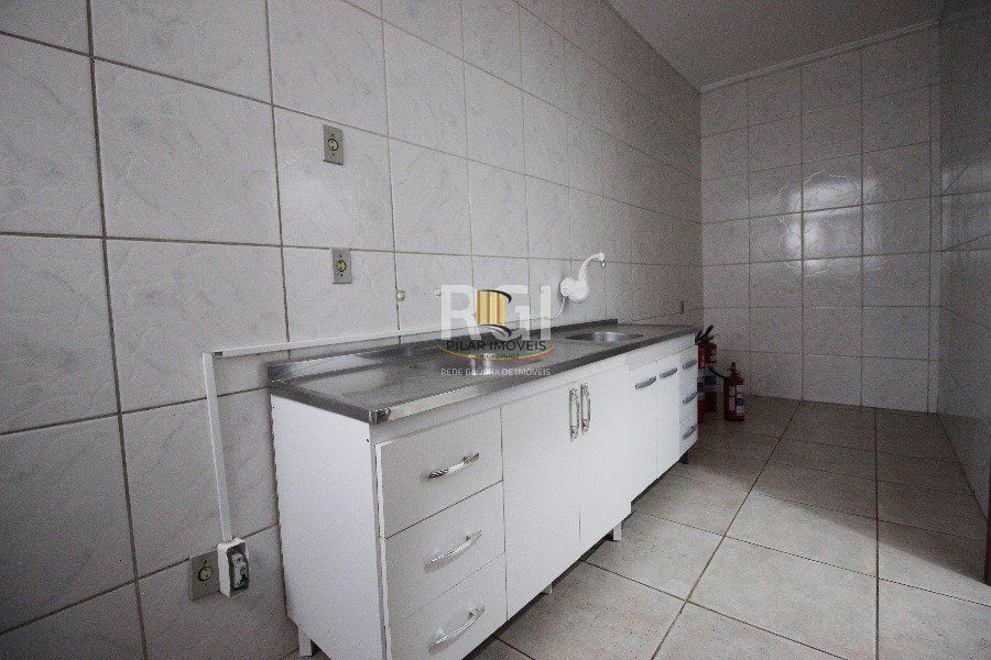 Casa para Venda - 280m², 3 dormitórios, 2 vagas - Petrópolis