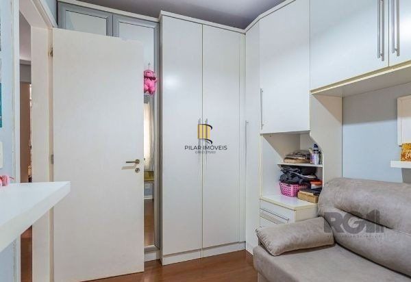 Apartamento para Venda no Petrópolis de 3 dormitórios  vaga e infra