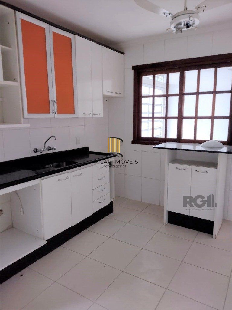 Casa Condomínio Cristal 3 dormitórios  e 3 vagas