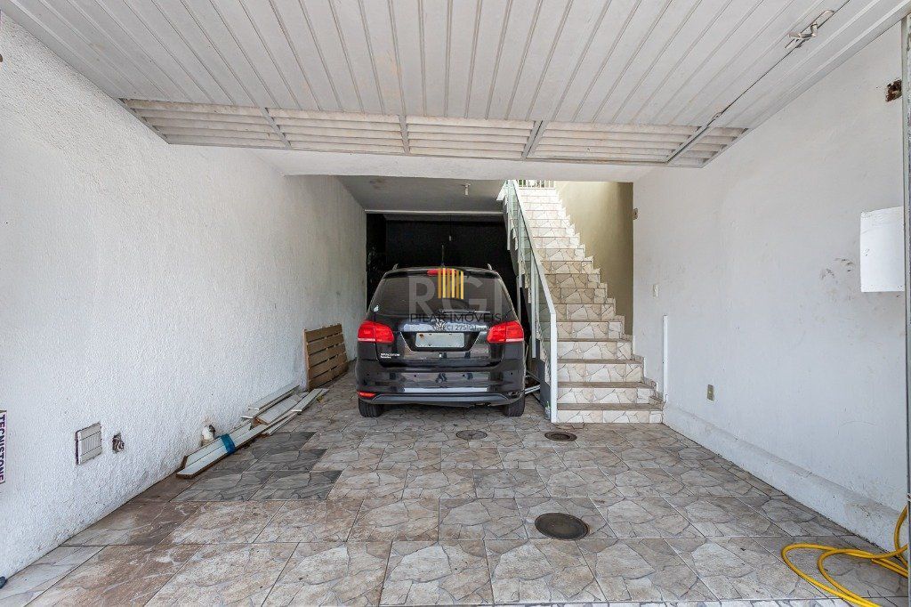 Sobrado para Venda - 171.64m², 3 dormitórios, sendo 1 suites, 2 vagas - Jardim Itu