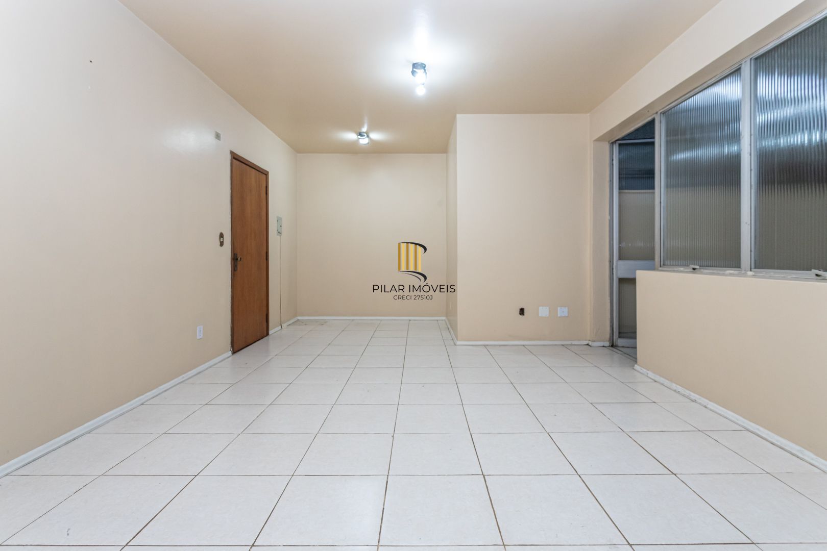 Sala Comercial com terraço - Pilar Imóveis